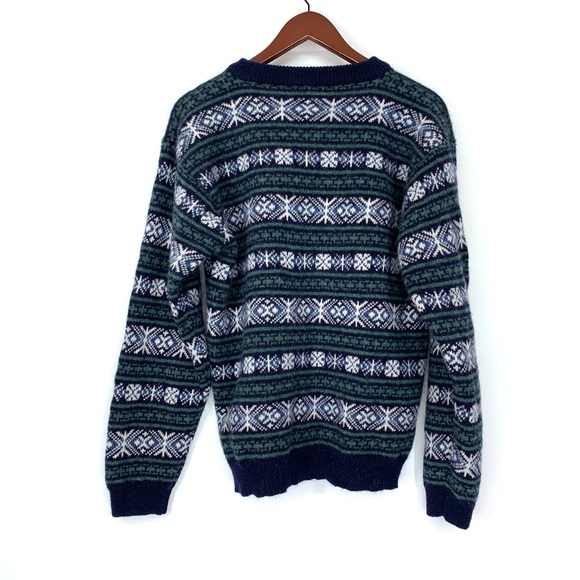 Vintage Columbia Men’s 100% Wool Fair Isle Sweater V-Neck Fuzzy Stripe Sz Large - Picture 2 of 16